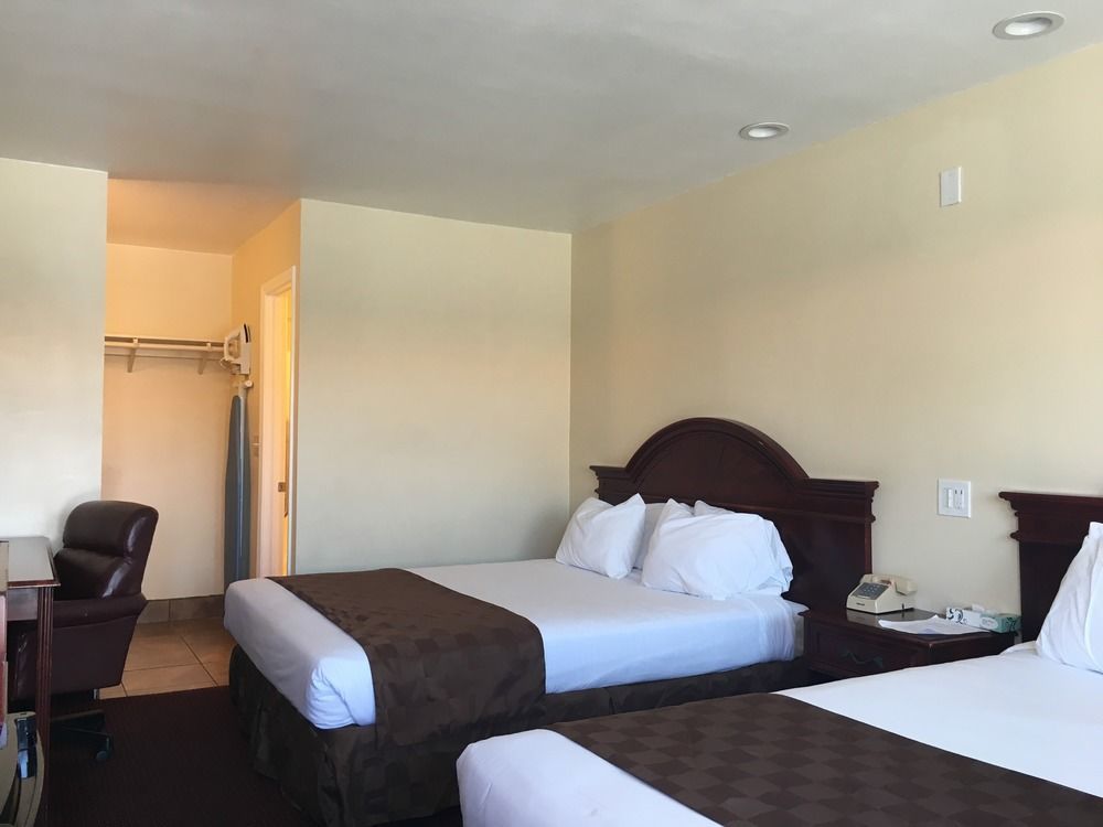 Colton Inn Motel